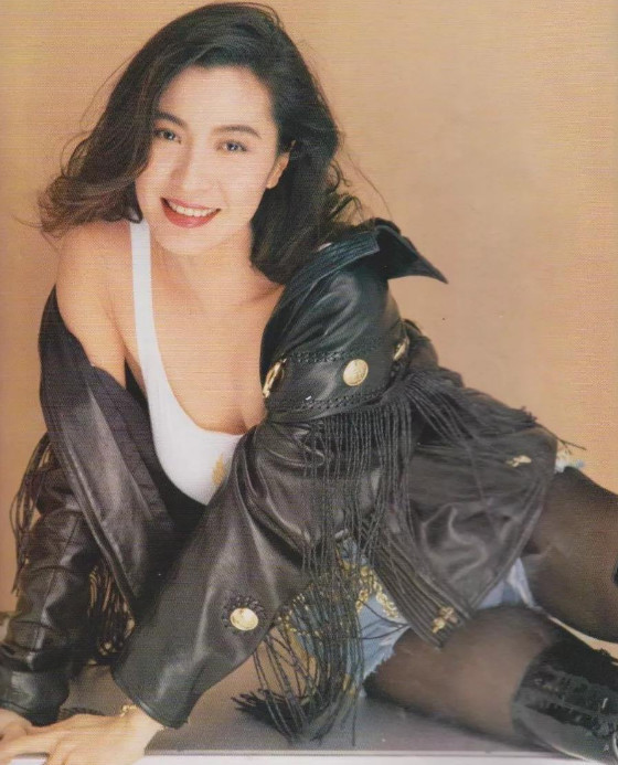 提到杨紫琼,大家一定不陌生,一代功夫女星,多少人的童年都是看杨紫琼