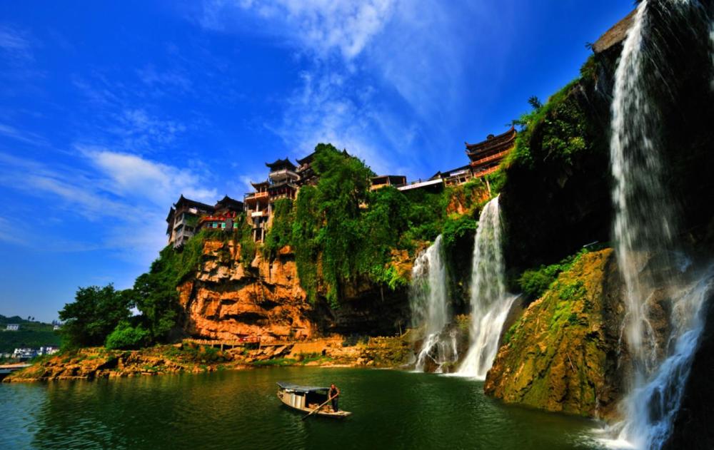 除了湘西王村,嘉兴莫氏庄园,布局很精巧的旅游景点还有这些呢