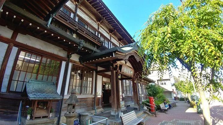 日本大温泉排行出炉 明年这些地方要被中国游客挤到池子里没水 看点快报
