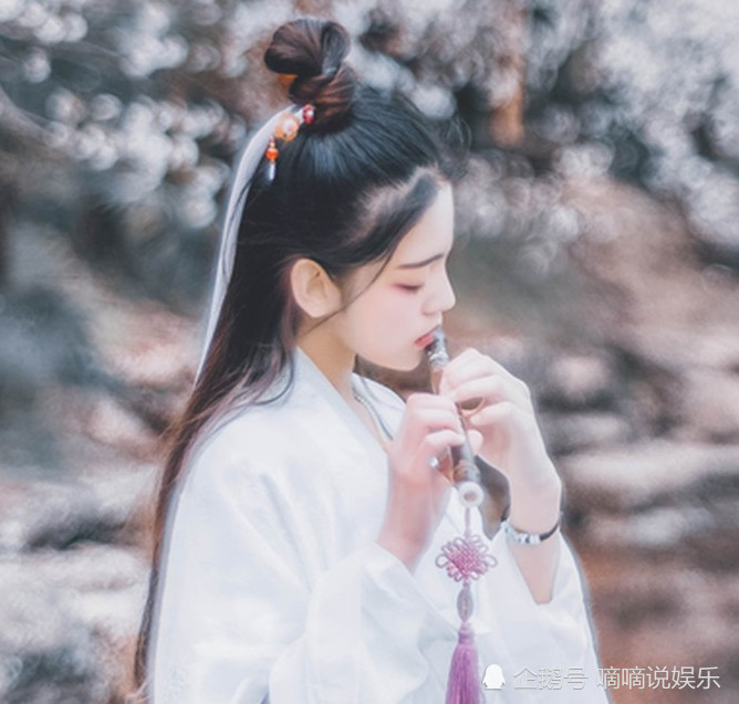 唯美古风·女生·意境头像:想和你喝酒是假,想醉你怀里是真!