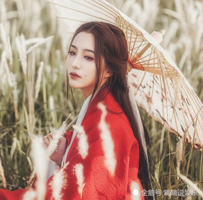 唯美古风·女生·意境头像:想和你喝酒是假,想醉你怀里是真!