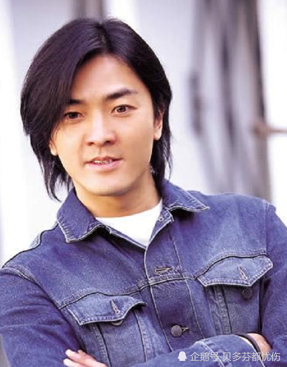 长头发帅气的男明星,谢霆锋郑伊健的长发,都输给了最后一位!
