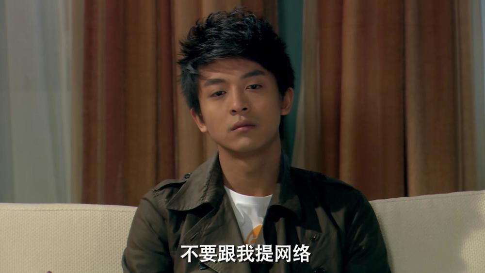 爱情公寓:除了抠门和业务能力差,张伟好像真没什么缺点了