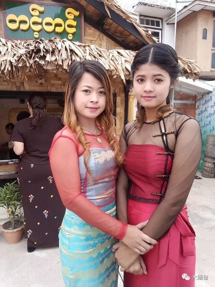 缅甸女孩很淳朴 勤劳又持家!