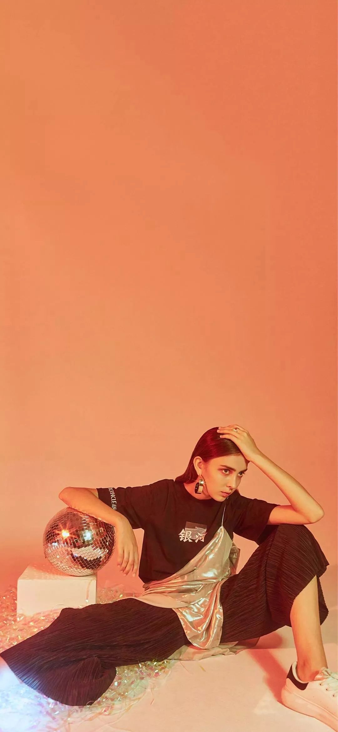 iPhone XS手机壁纸:高清壁纸背景图,潮图专属