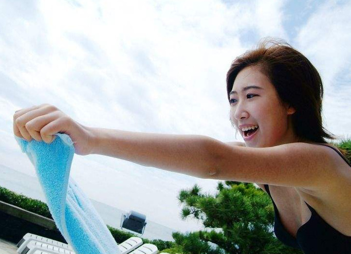 泰国旅行的人,若有美女"递毛巾",千万不要接,它有着深层含义