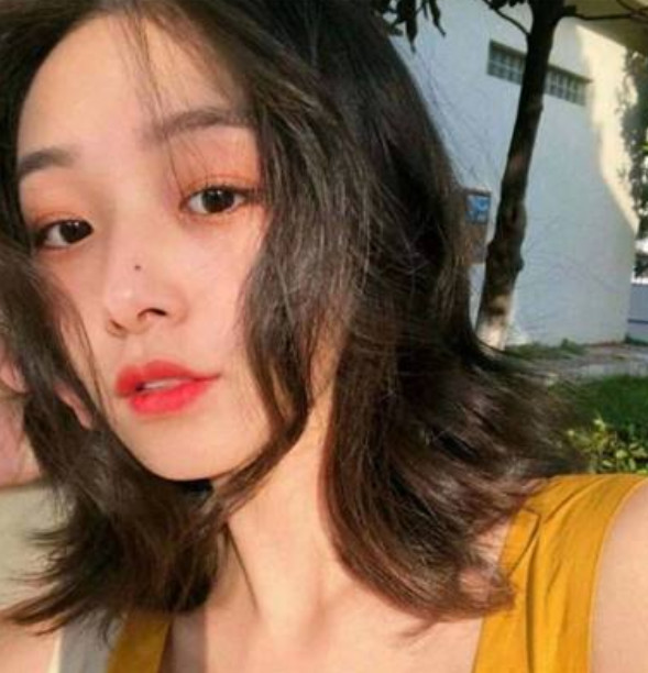 女生长期漏脚脖子的危害:关节受伤不算啥,第