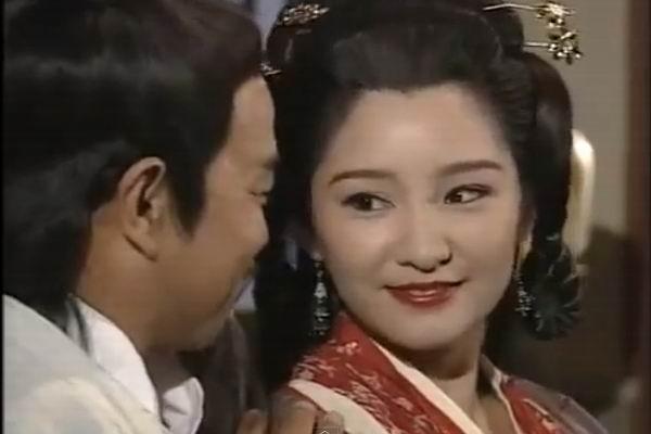 梦姑嫁给虚竹,为何一接手灵鹫宫,就驱逐4大婢女?只因这个秘密