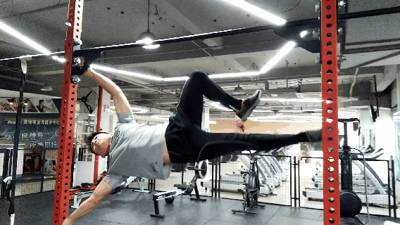 腰腹力量很强,为何做不了人体旗帜?告诉你三点发力技巧《多图》