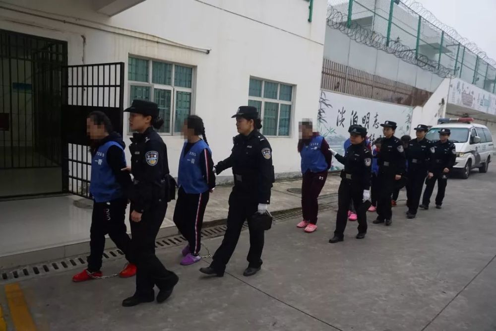 江南区法院法警大队出色完成警务保障