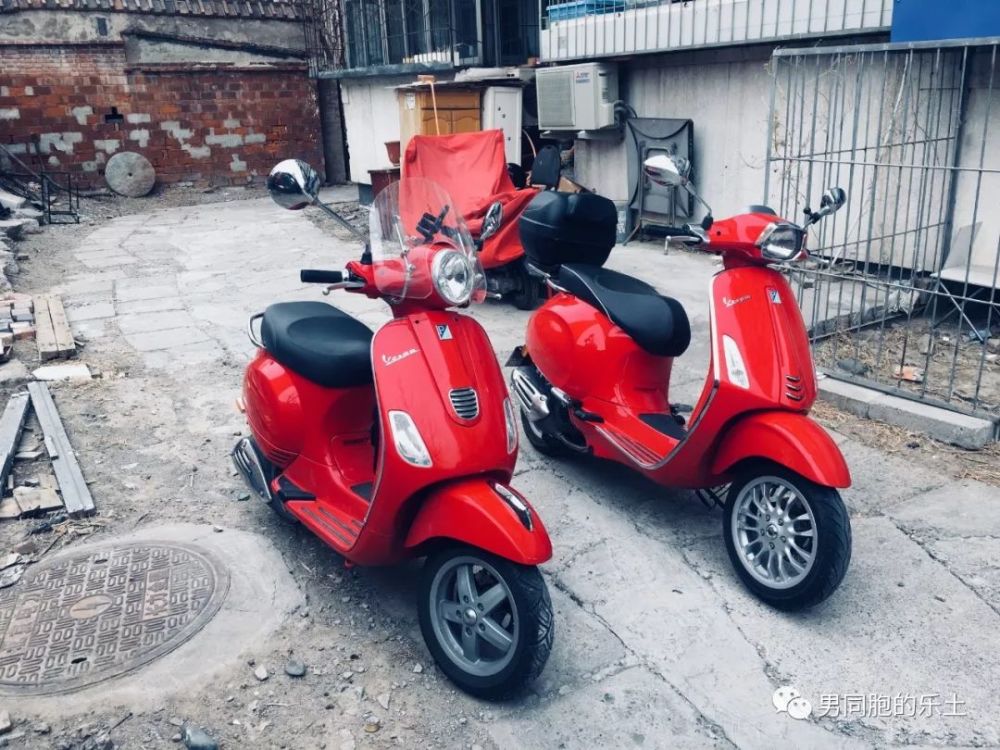 充满情怀的踏板 vespa 冲刺150提车分享