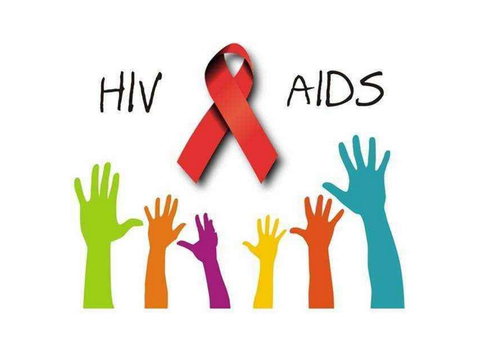 提醒:嘴巴会预示hiv,出现4症状,八成是艾滋"上身"!