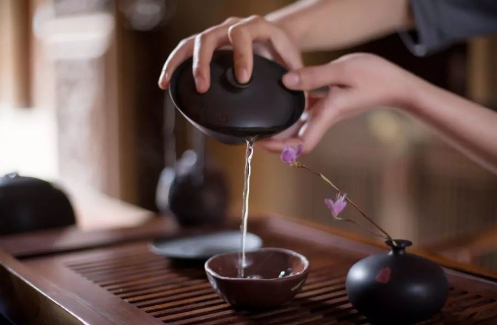 净手礼,清茶一杯,传灯之礼,这里有您要的"仪式感"