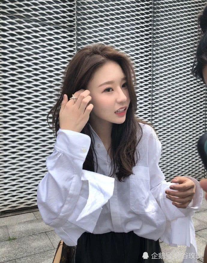曾经抖音三大美女,莉哥温婉皆被封杀,只剩下她经久不衰