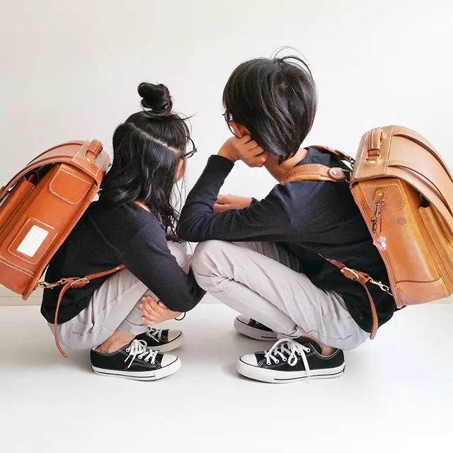 日本妈妈给孩子拍的兄妹装,这搭配也太好看了