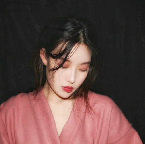 ins·治愈系·闺蜜头像:情话躲在风里,喜欢的人藏在梦