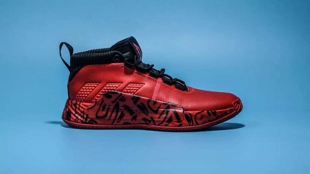 利拉德5开箱:追不上欧文的节奏?