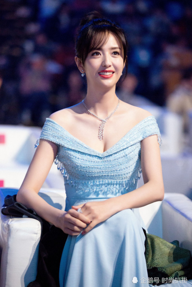 杨颖,娱乐圈,佟丽娅,平胸,丰满