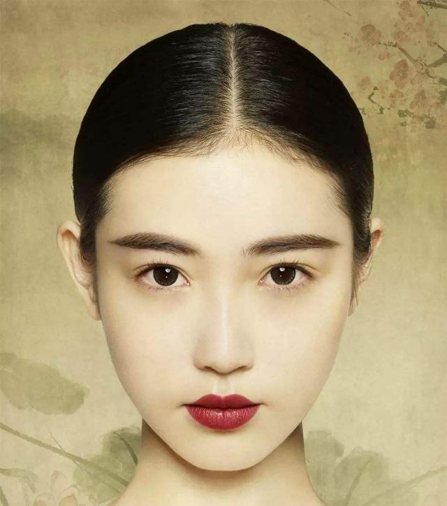 网红脸和高级脸的差别就在这里,这个部位非常明显,直男都觉得丑