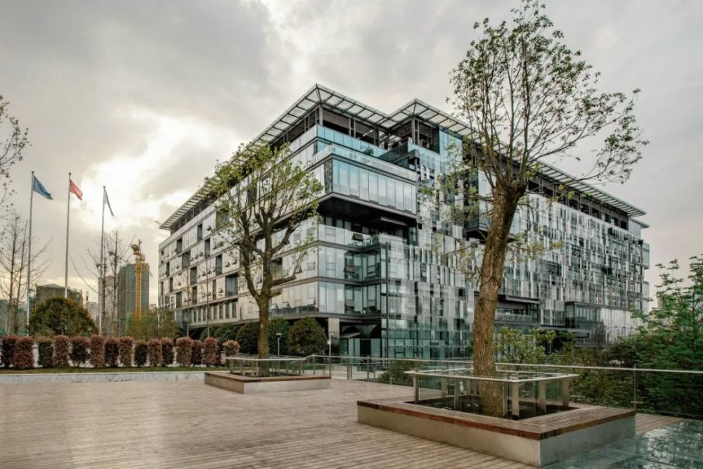 街巷诗意的情境营造:湖南省建院江雅园室内设计广告语图片