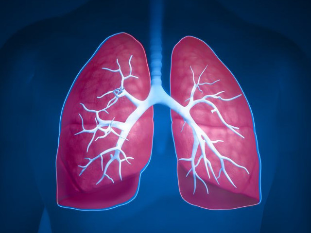 肺癌一发现就是晚期,身体3处疼痛别大意,是肺在"呼救"