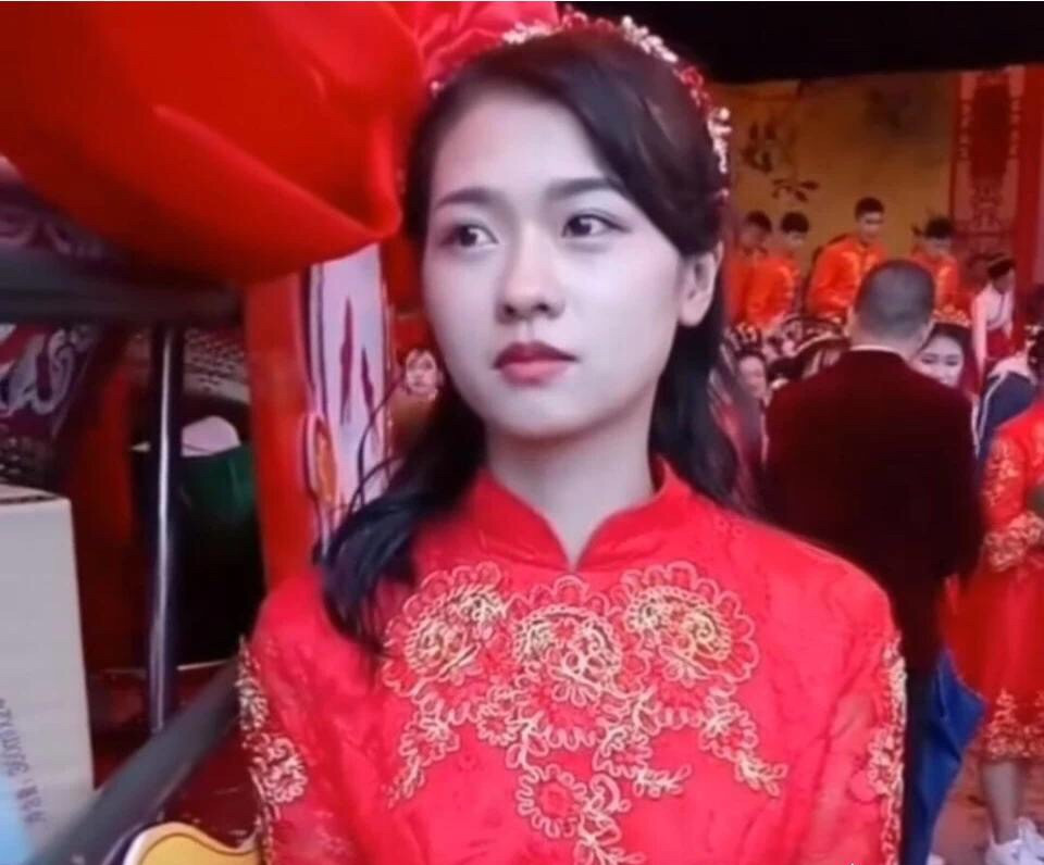 "潮汕妹妹"翁佳娜长得真的很美吗?为什么她能走红?原因如下