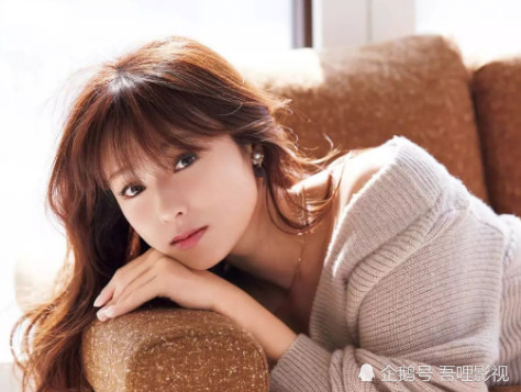 深田恭子 33岁年石原里美和31岁新垣结衣 谁是童颜一看便知 看点快报