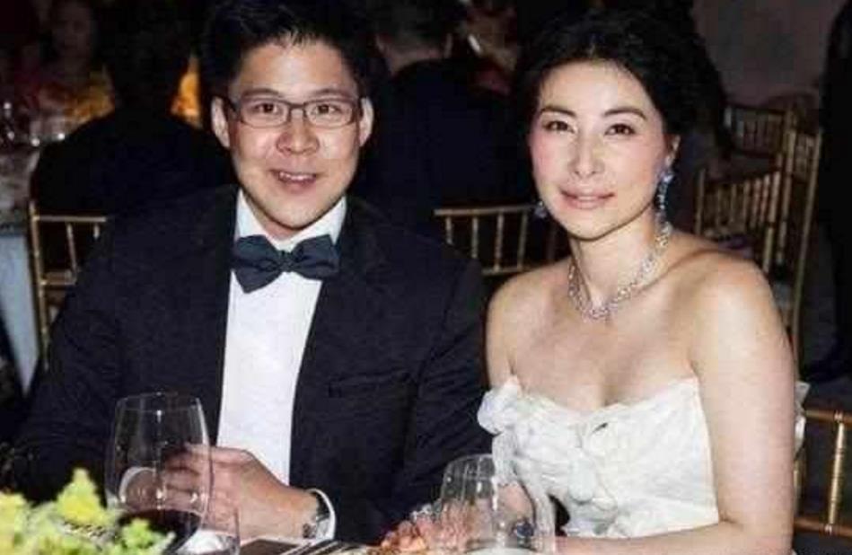 "跳水皇后"郭晶晶已和平离婚,将会净身出户,本人亲自回应!