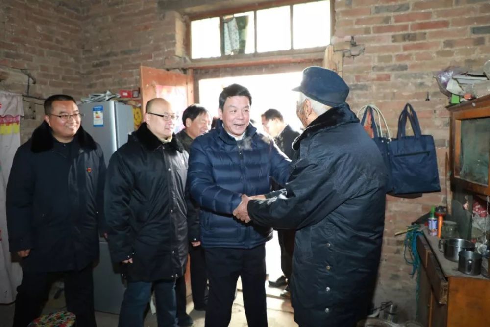 省检察院党组书记,检察长陈勇驱车200余公里,到菏泽市郓城县侯咽集镇