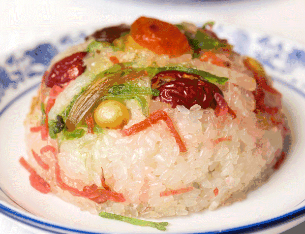 还有,我非常想吃母亲做的八宝饭. 中国美食真是太诱人啦!