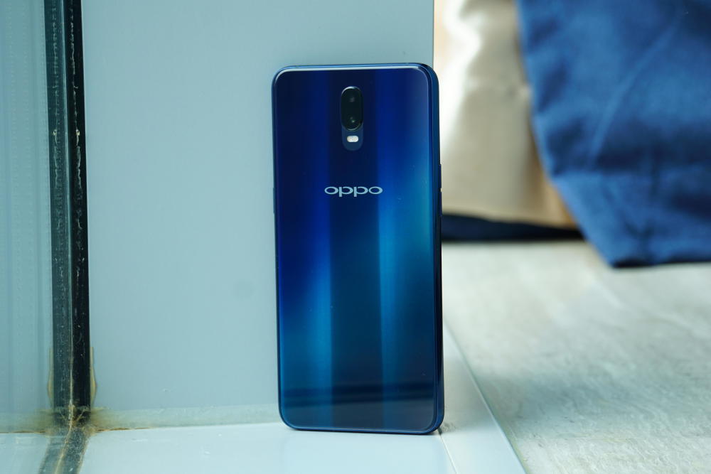 oppor17老系统壁纸,oppor17原装主题壁纸 oppor17降至2580元,网友:有"瑕疵"