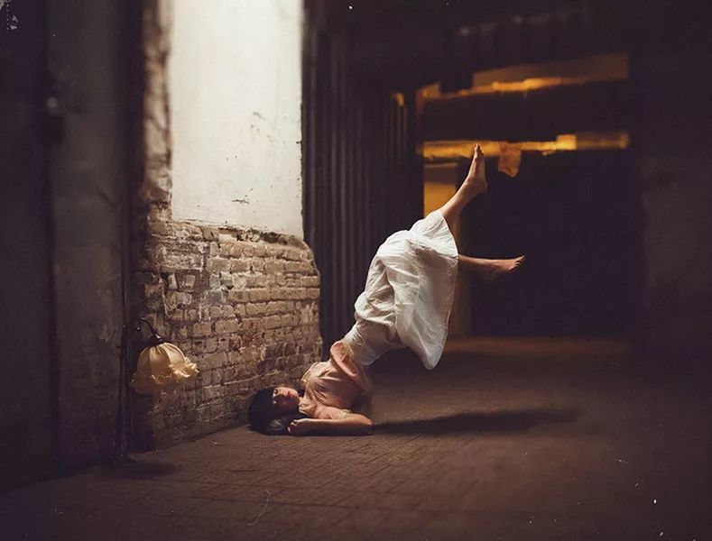 伯纳黛特·福克斯,宫崎骏,草间弥生,麦克阿瑟,日本,起风了