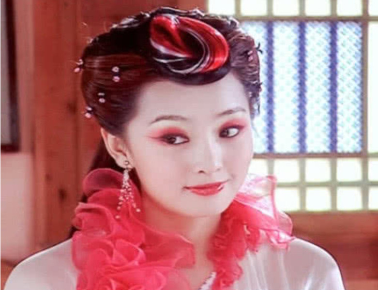 古装中戴红色头饰最美的6大女明星,baby排第5,第一美呆了