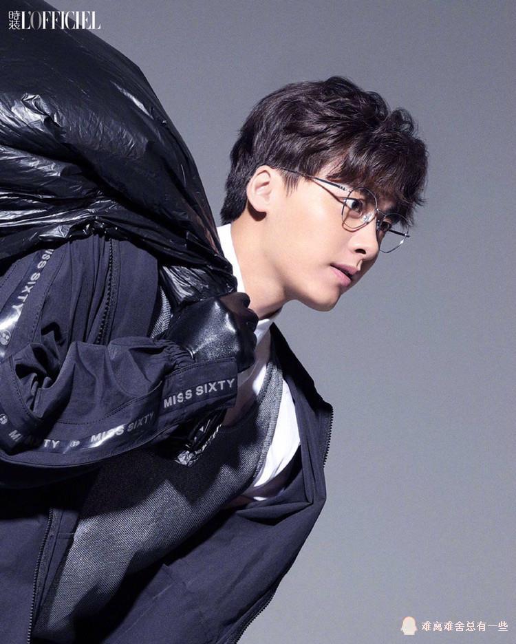 李易峰拍摄杂志写真,粉丝:这难道不是《动物世