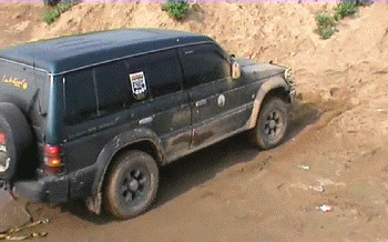 搞笑gif:在这个村子,我的漂移不知赢得了多少美女的芳心