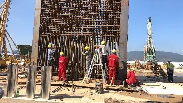 珠海十字门项目南岸工作井首幅地连墙施工流程