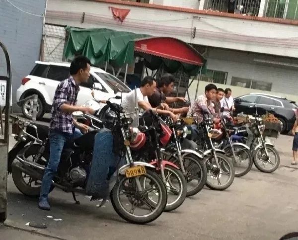 广东省摩托车将试行"带牌销售"!