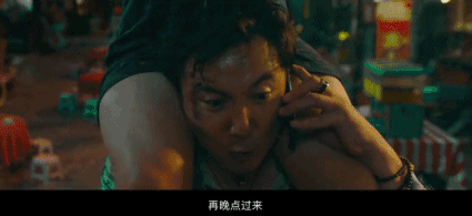 最后哥俩已经一脸生无可恋:外星人,您老直接毁灭地球吧,赶紧的,累了.