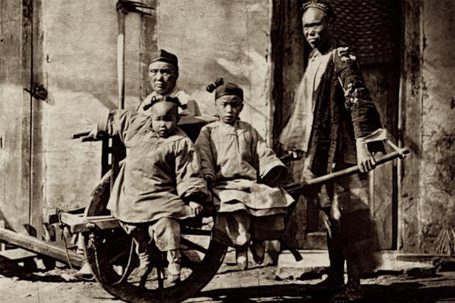 上海吴淞铁路1876年,中国第一条营运铁路