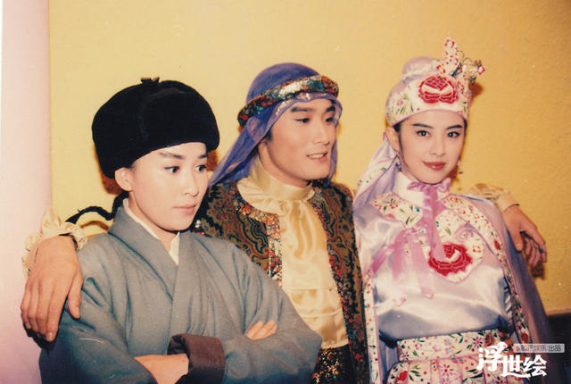 美人是比出来的！回首绝色女神同框 美瞎了(组图)