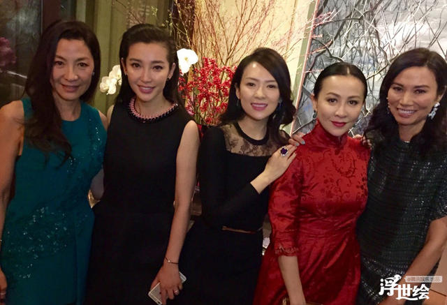 美人是比出来的！回首绝色女神同框 美瞎了(组图)