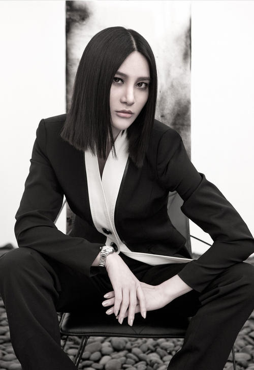 音乐不易！尚雯婕为了独自电子怒怼张艺兴，他的反应让人路转粉呀