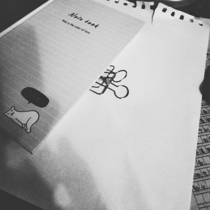 黑白背景图,学生校园,微丧,ins,动漫