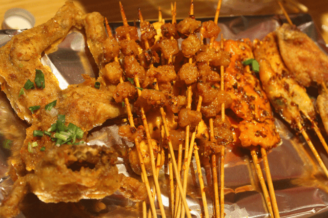 我就像想念李子维一样,想念着烤肉,炸炸炸,牛蛙,奶茶