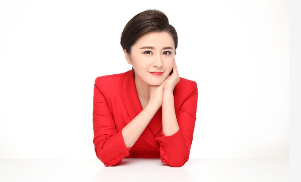 海南综合频道袁野、戴代佳人入选2018海南广