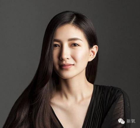 痛苦,笑起来丑10倍的女星不止杨幂刘亦菲.