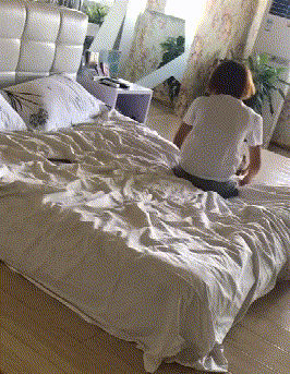 这是什么床?水床吗?感觉很有意思