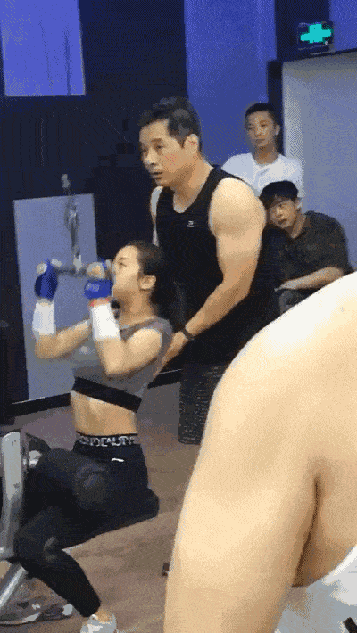摸胸,陪睡……健身教练开始卖肉了?