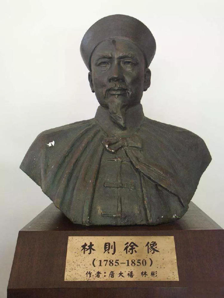 杨震,包拯,海瑞,林则徐这些朝廷命官,他们为官清廉,勤政为民,为后人所