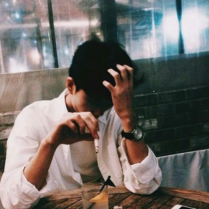 今日份丧到极致男女头像:你的酒窝没有酒,我却醉的像条狗!